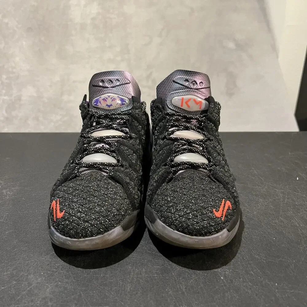 Nike LeBron 18 The Chosen 2 Mbappe Shoes Youth Size 6.5Y Black Purple CT4677-001
